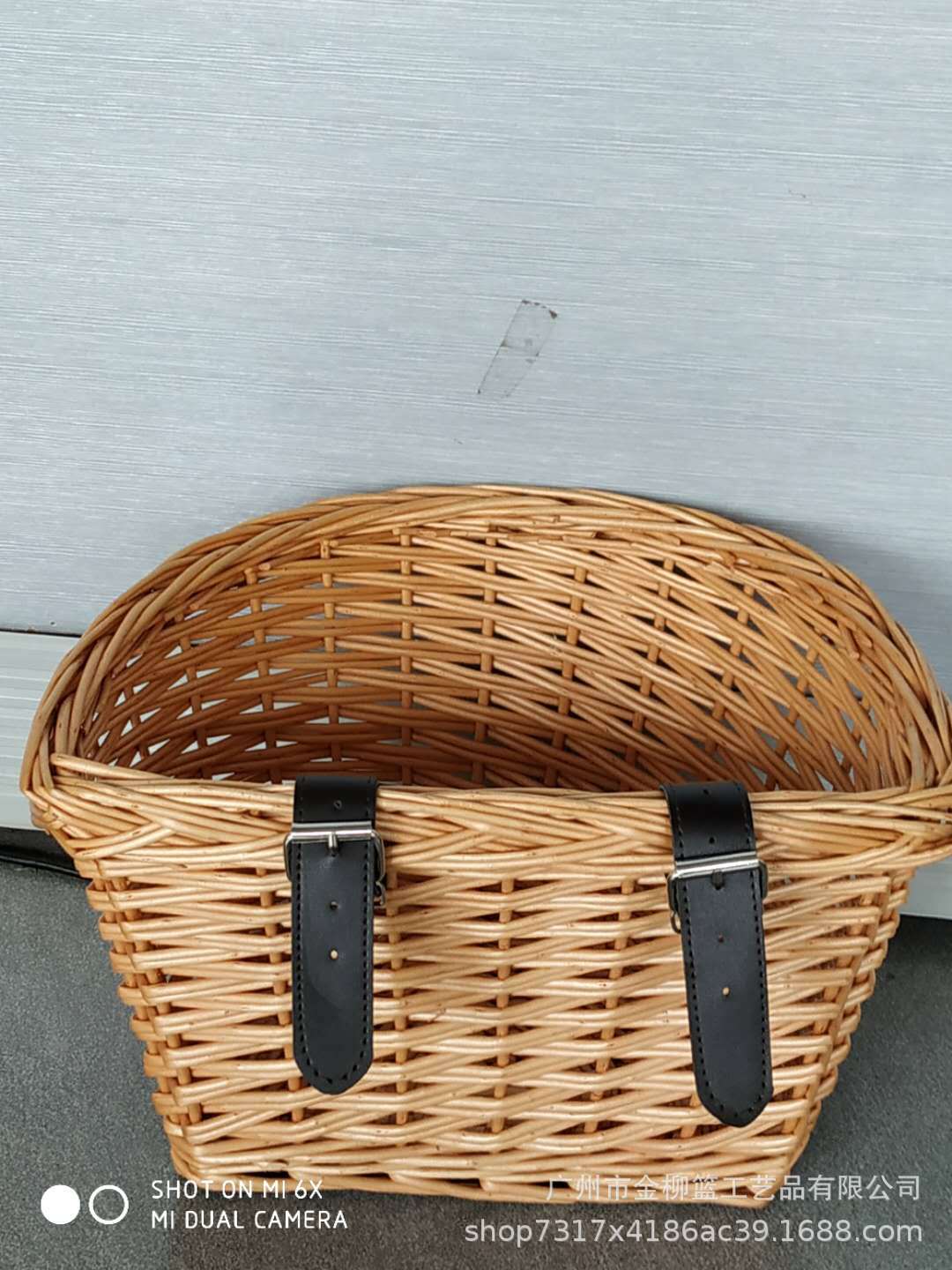 960f37a115952a74ec7f6e54761e30