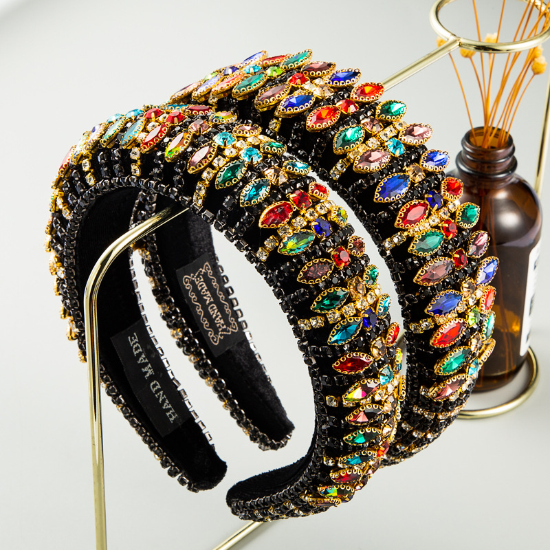 Fashion Sponge  Inlaid With Rhinestones Headband  Wholesale Nihaojewelry display picture 2