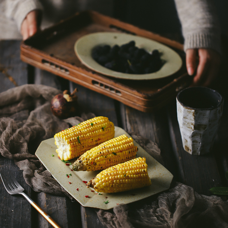 Japanese Style Vintage Fine Pottery Creative Western Food Plate Simple Steak Plate Home Retro Round Salad Dish Plate