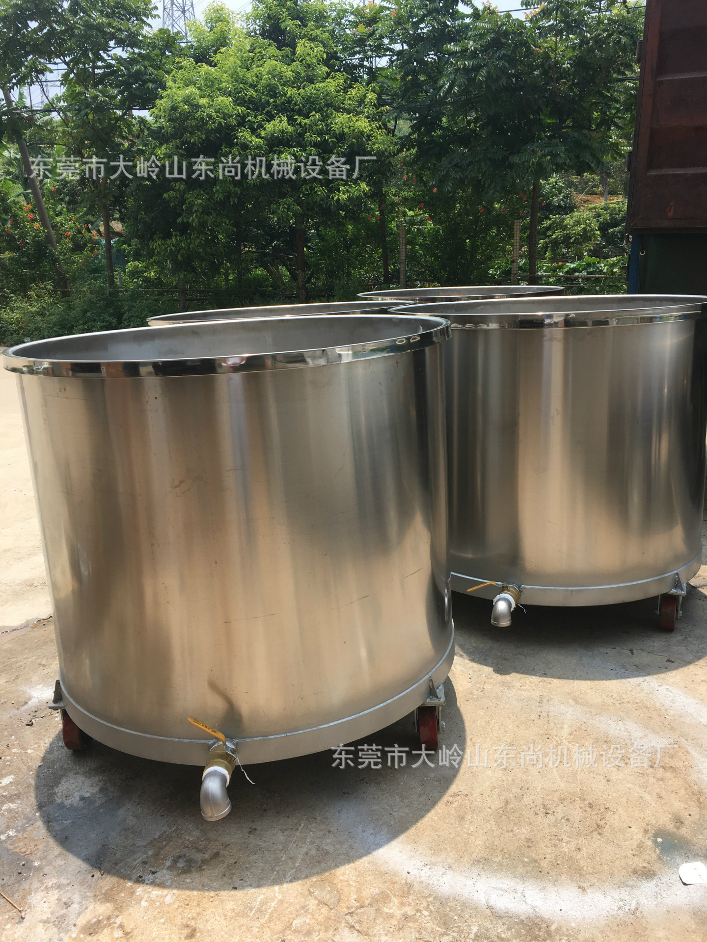 移动拉缸厂家出售 304材质不锈钢移动拉缸 1300L拉缸