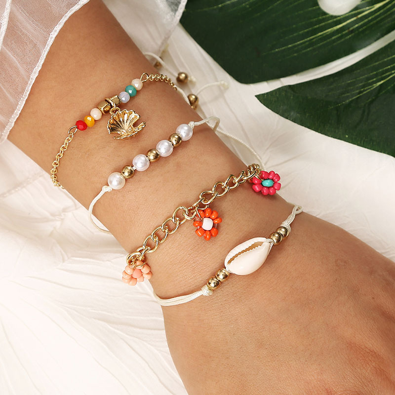 Beach Bohemia Style Hand-woven Flower Shell Rice Bead Trend Pearl Multi-layer Bracelet display picture 2