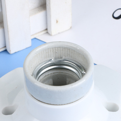 Square surface mounted e27 screw lamp holder, ceramic screw lamp holder, engineering lighting accessories wholesale