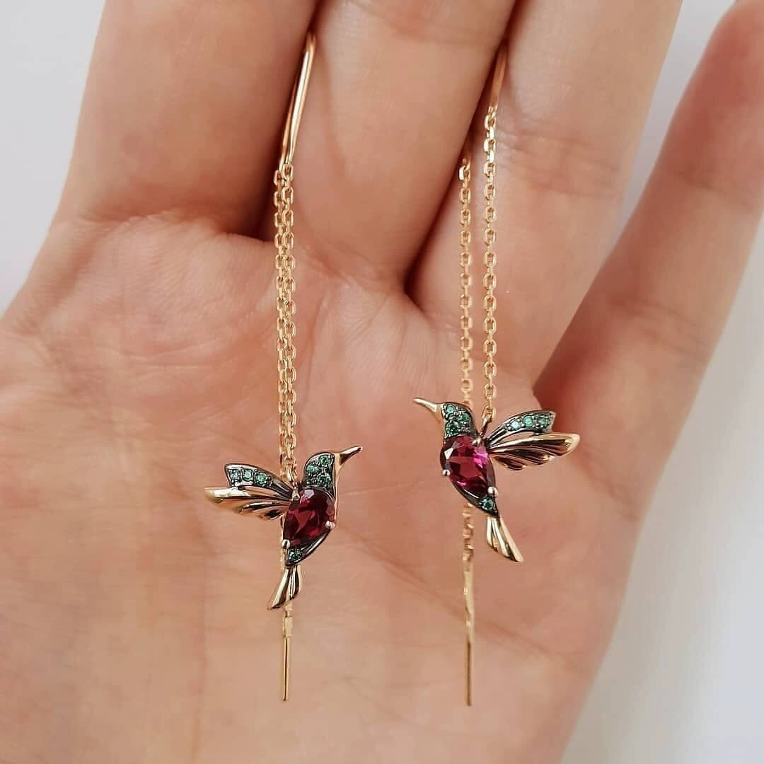 Серьги , ювелирное изделие, цирконий, желание