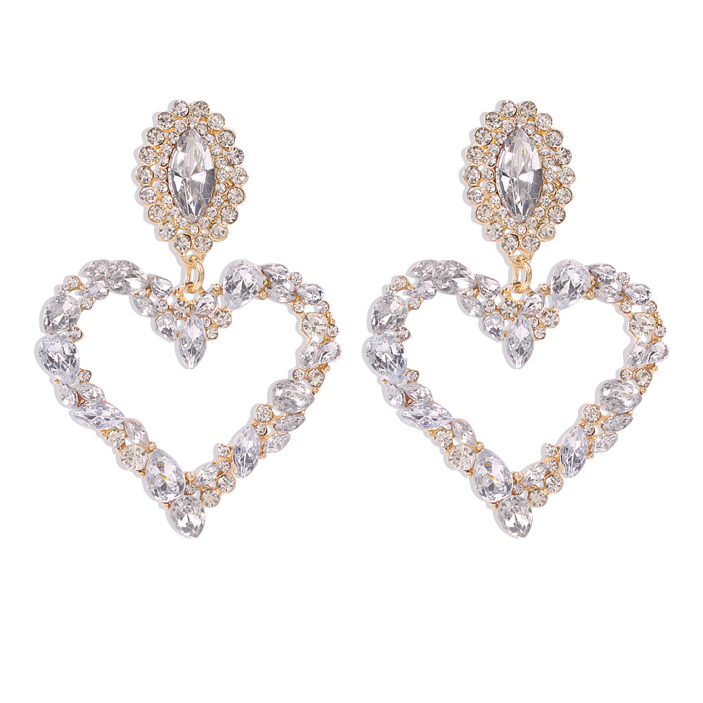 Exaggerated Heart Fashion Earrings display picture 3