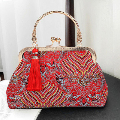 Style Niang bag women embroidery retro tassel hand-held Cheongsam qipao dress bag red shell wedding bag