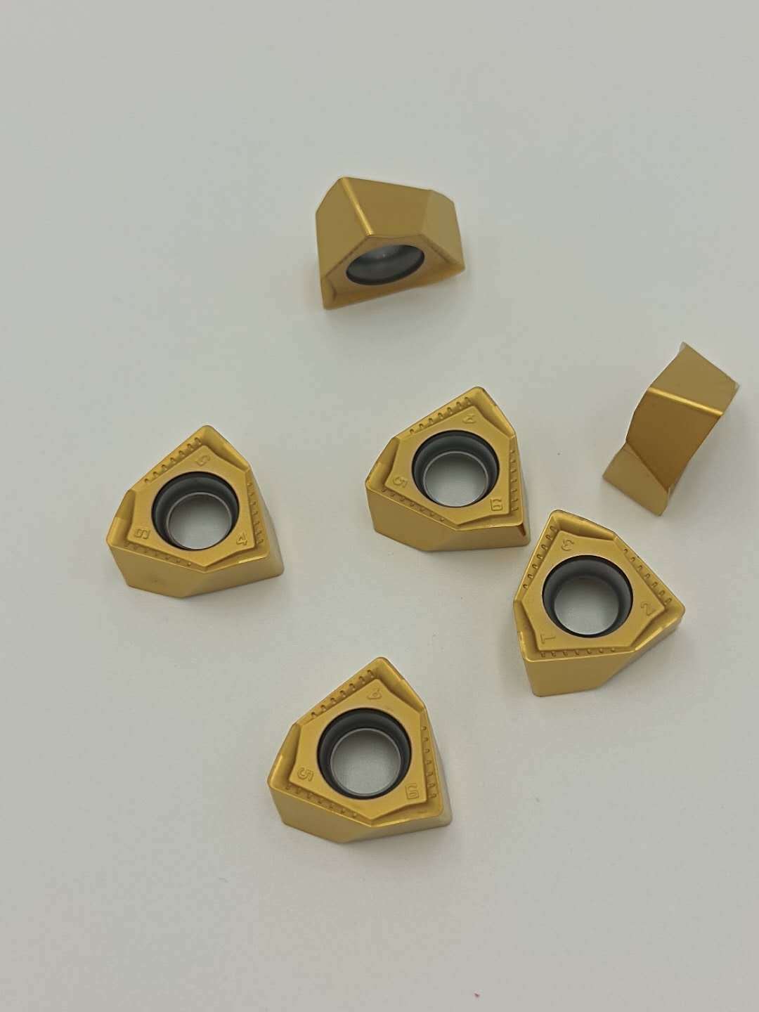 ae493af24b7b74784533102d6fde39