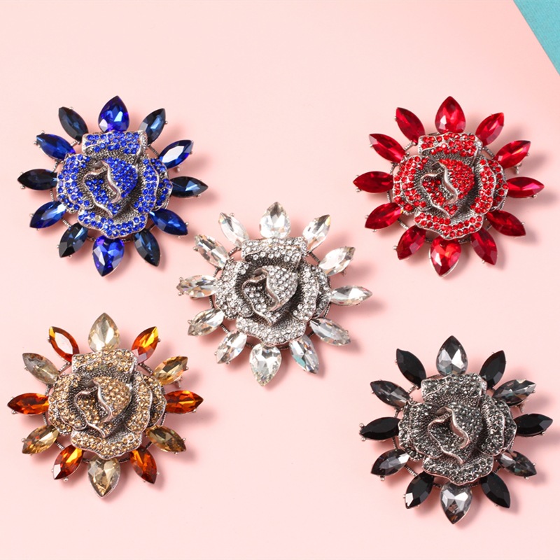 Full Diamond Sun Flower Brooch display picture 14