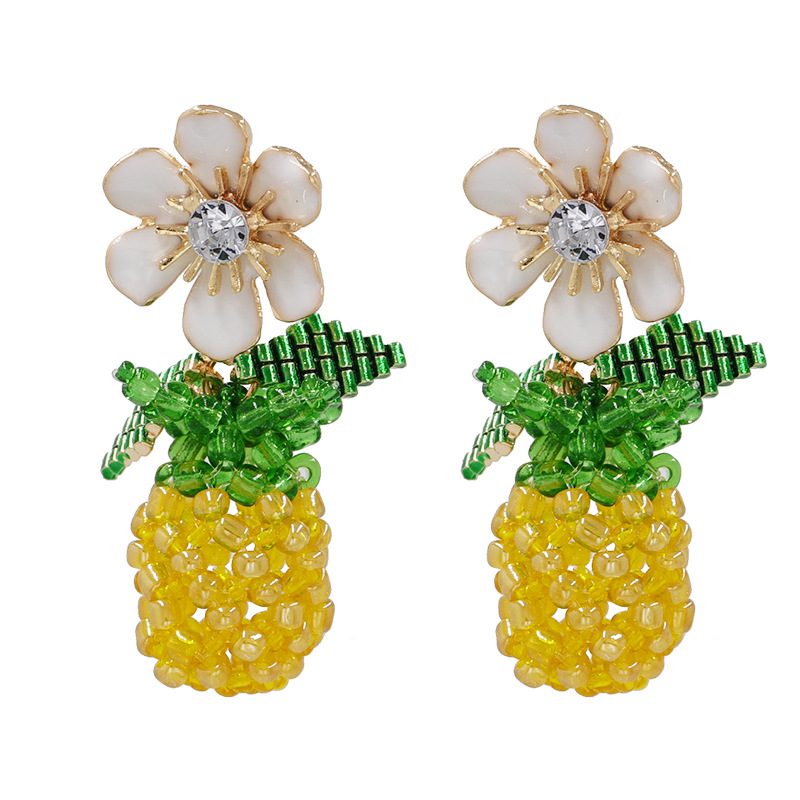 New Woven Crystal Beaded Fruit Pineapple Earrings Wholesale display picture 9