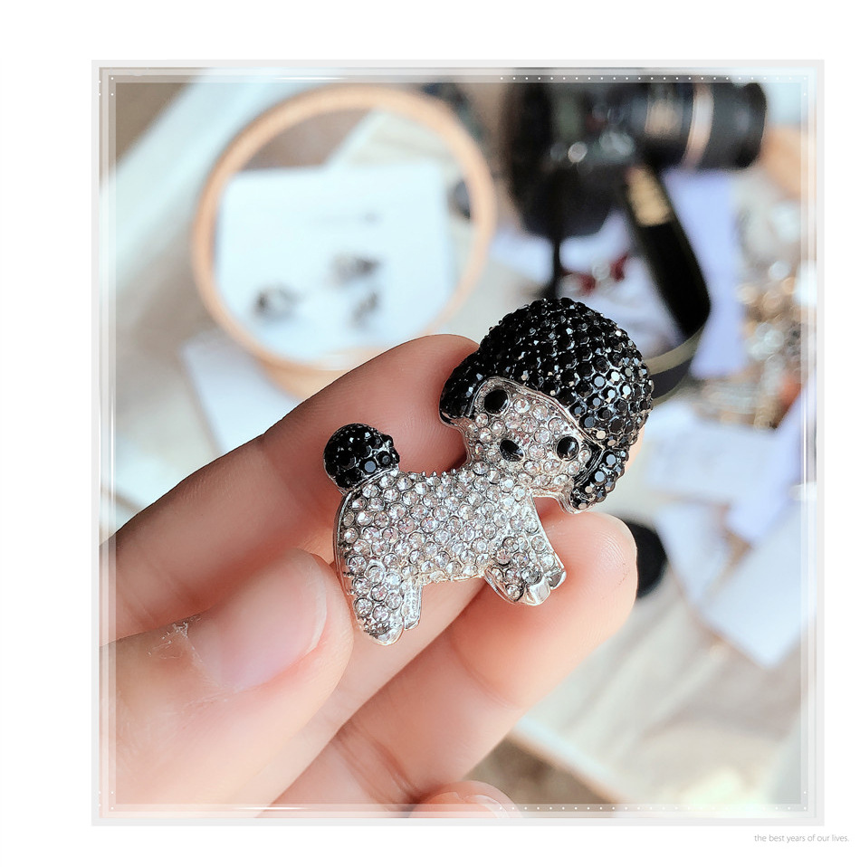 Cute Dog Alloy Plating Inlay Rhinestones Unisex Brooches display picture 5