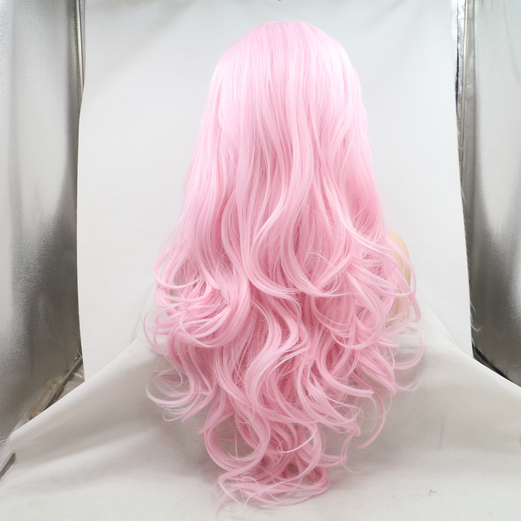 Comercio exterior Europa y América moda fibra química pelucina rosa ligera cabello corto cabello recto de seda de alta temperatura cubierta de cabeza al por mayor