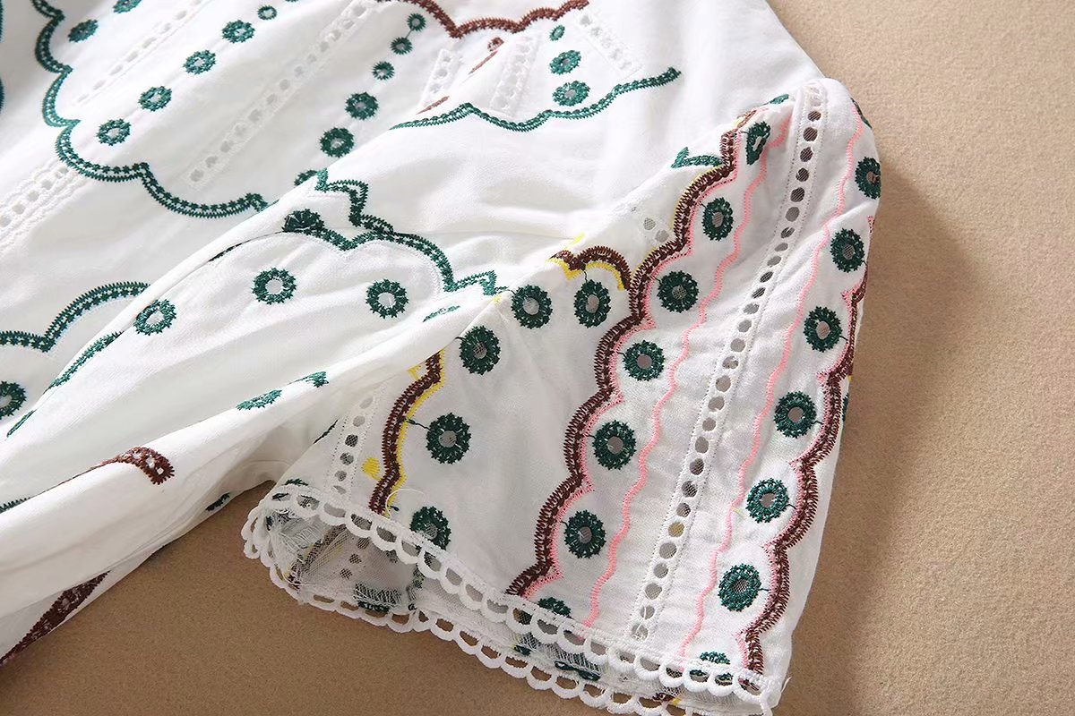 0311-12 彩色圈圈绣花裙码数SMLXL颜色白色面料棉绣