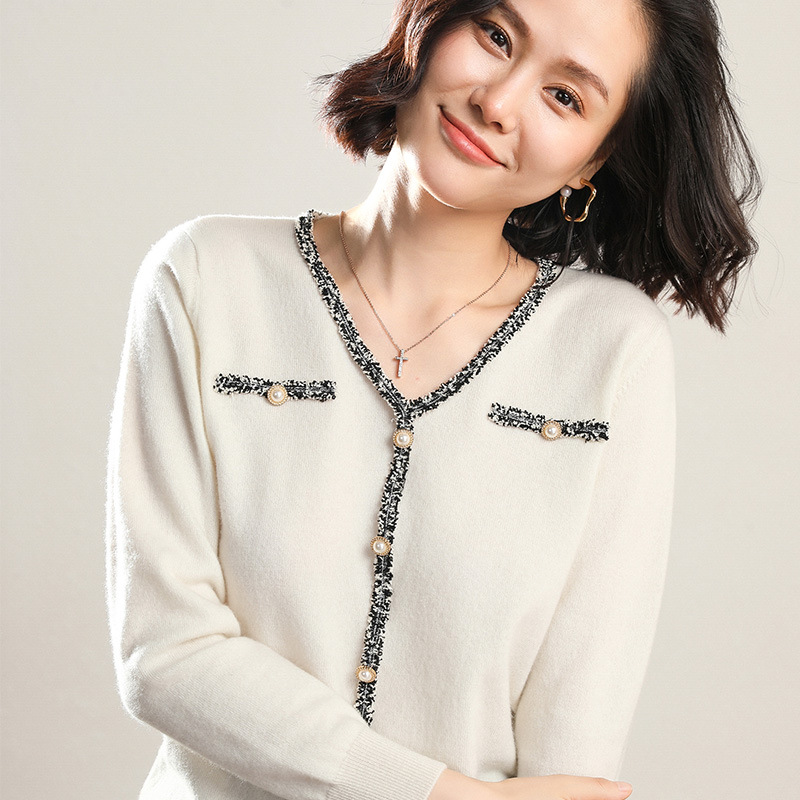 Chanel Style V-neck Wool Sweater For Women Autumn And Winter Slim Long-sleeved Base Wool Sweater For Women Tops