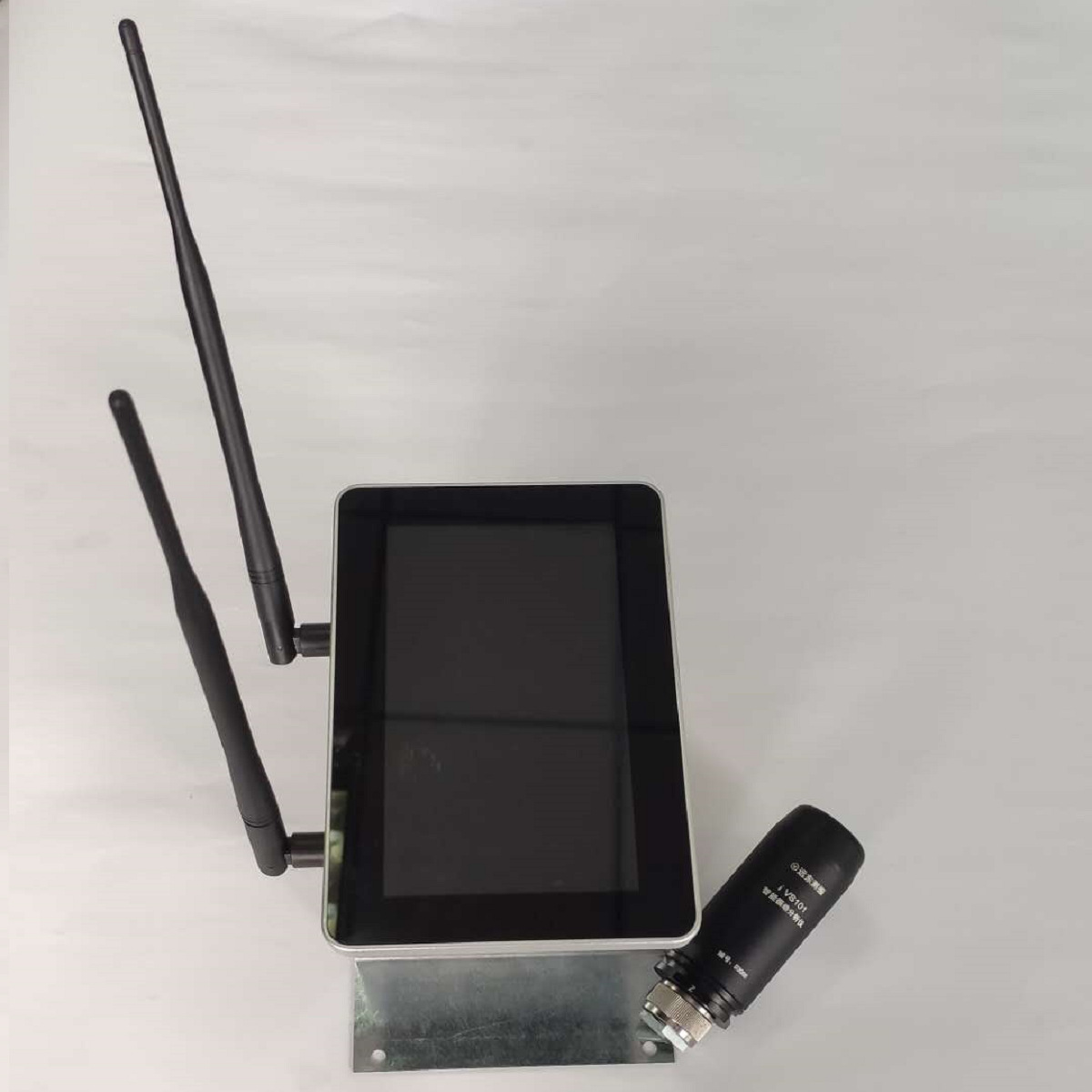 ������ �����񶯷���ϵͳ �������¶ȴ�����  �ƶ� Զ�̼��