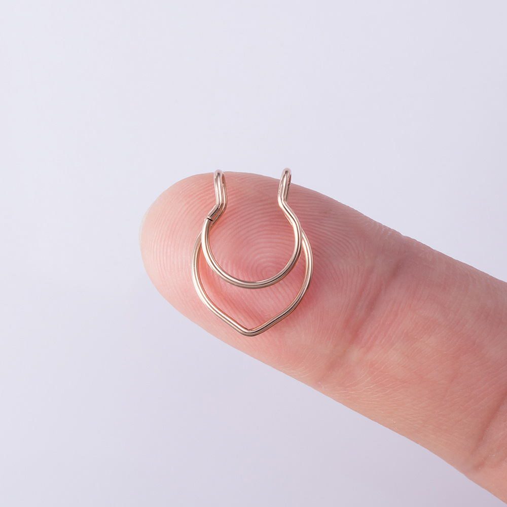 Simple Style Solid Color Stainless Steel Nose Ring 1 Piece display picture 4