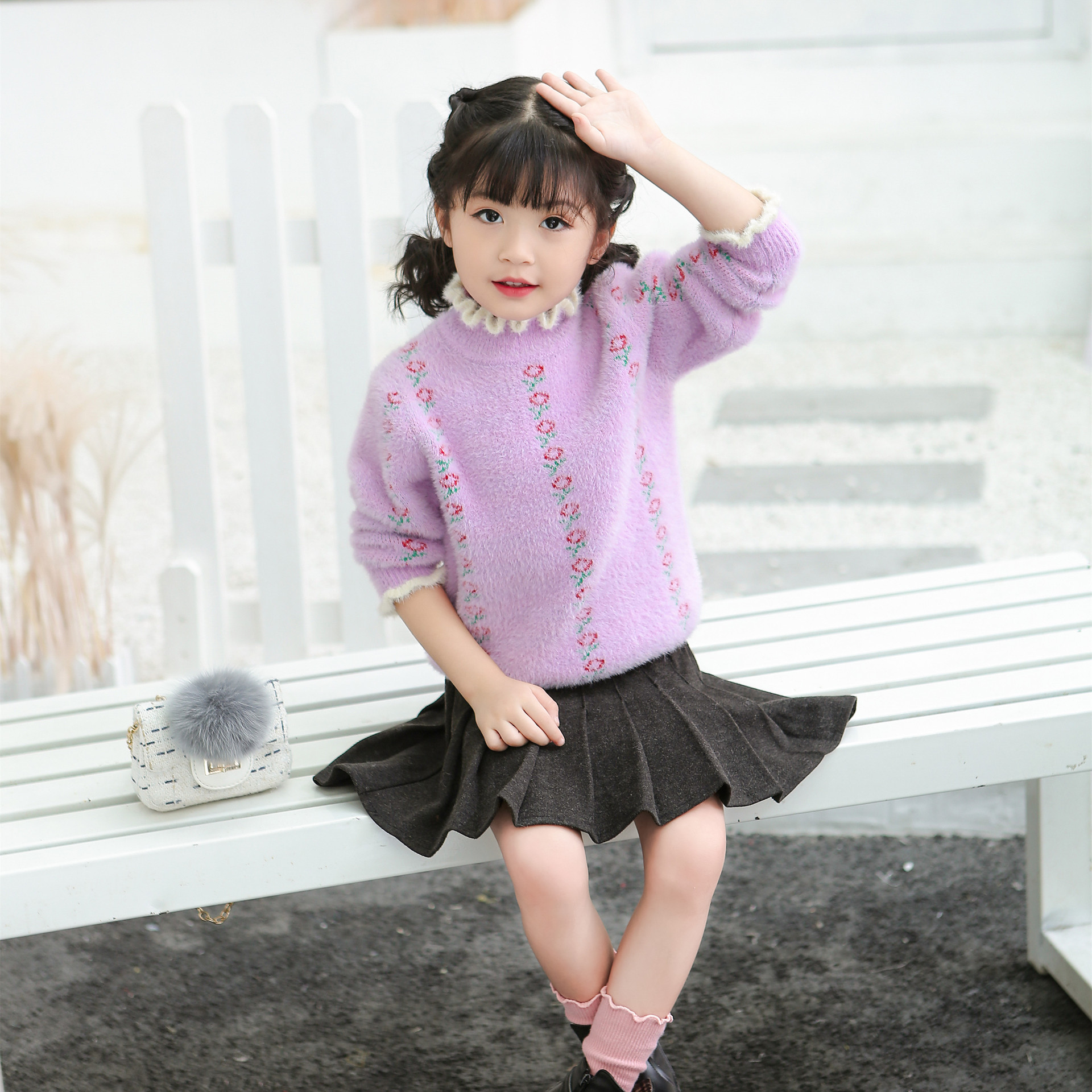 girl knitting sweater Autumn 2020 new pattern children Western style mink Autumn and winter girl Fashionable Socket Base coat