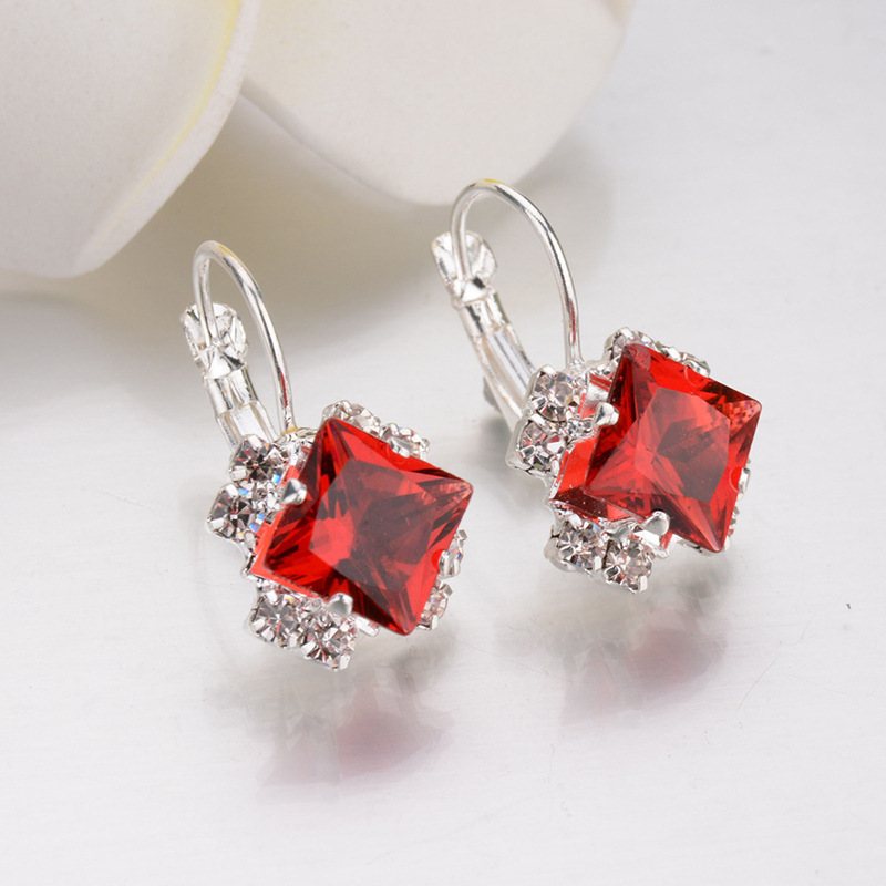 creative earrings