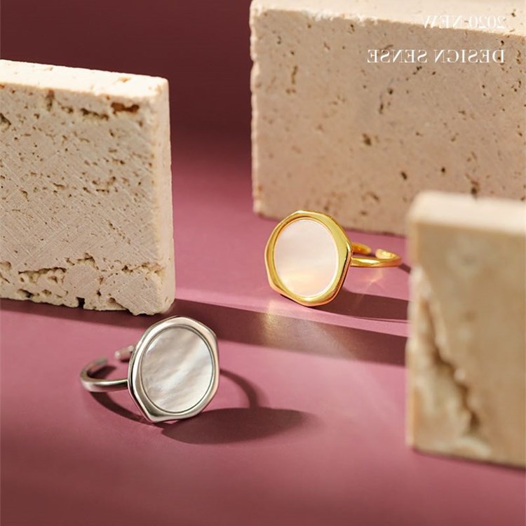 Geometric Ring Image 4
