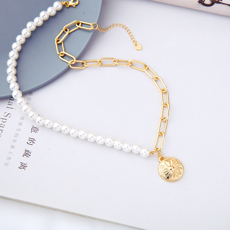 Korea  Asymmetric Pearl Necklace display picture 5