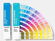 2019新版PANTONE 彩潘通色卡 国际标准 RGB转CMYK色彩 GP6102A