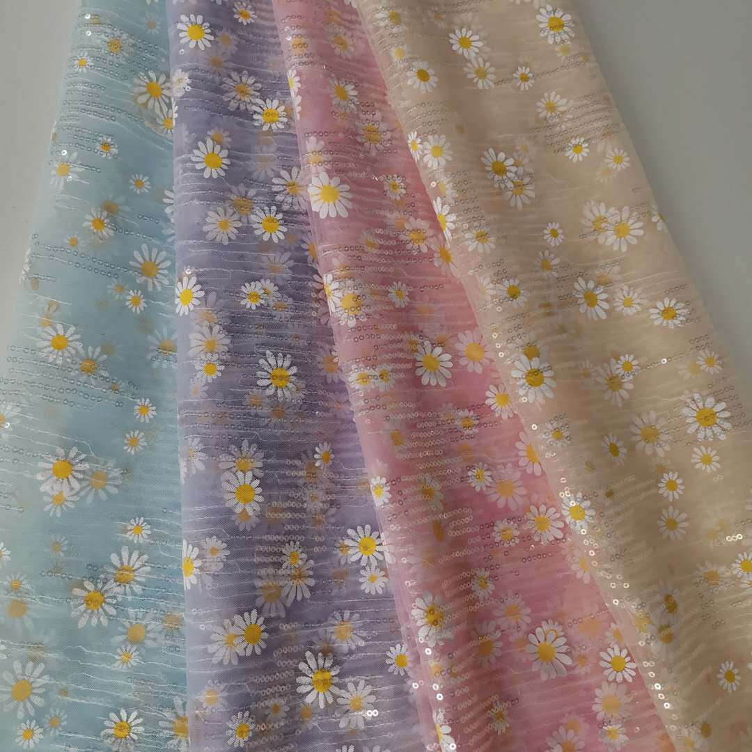 新款细腻特密美国网底布小雏菊胶印波浪透明片绣片 特色亮款 现货