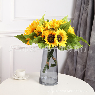 Simulation 7 Sunflower Artificial flower decorate Plastic Bouquet of flowers a living room table Flower art Dried flowers TV cabinet a decoration