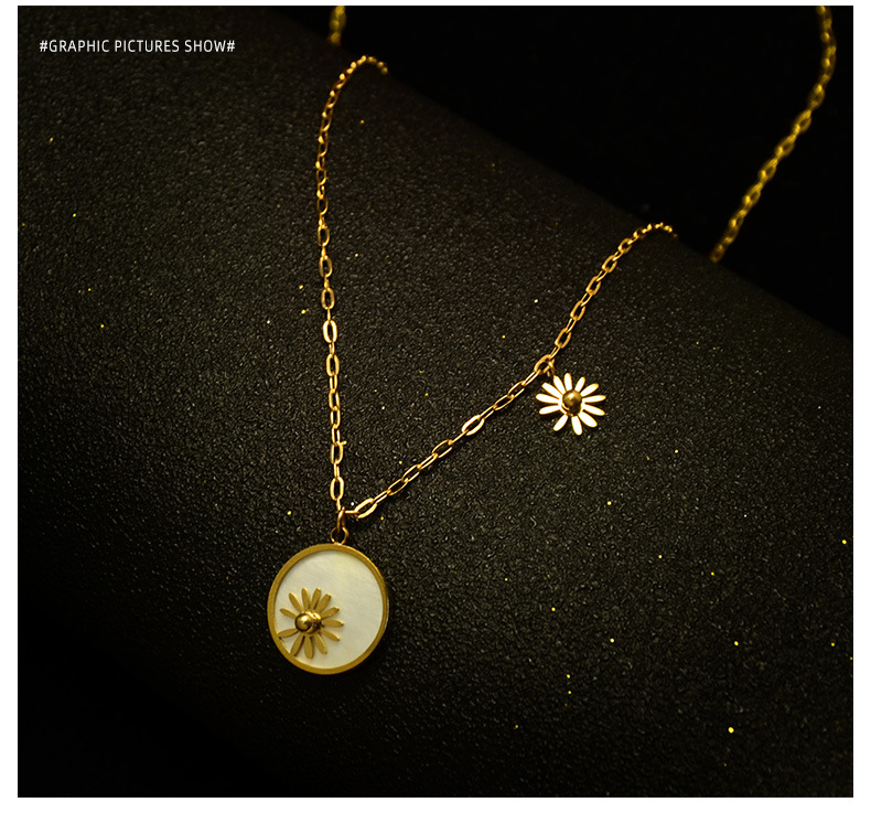 White Shell Small Chrysanthemum Necklace Female Titanium Steel Non-fading Pendant Women's Necklace display picture 3