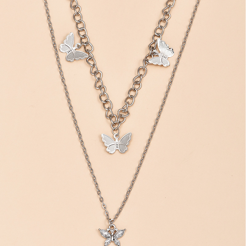 Koreanische Süße Art Beliebte Mode Neue Schmetterling Mehrschichtige Halskette Großhandel display picture 4