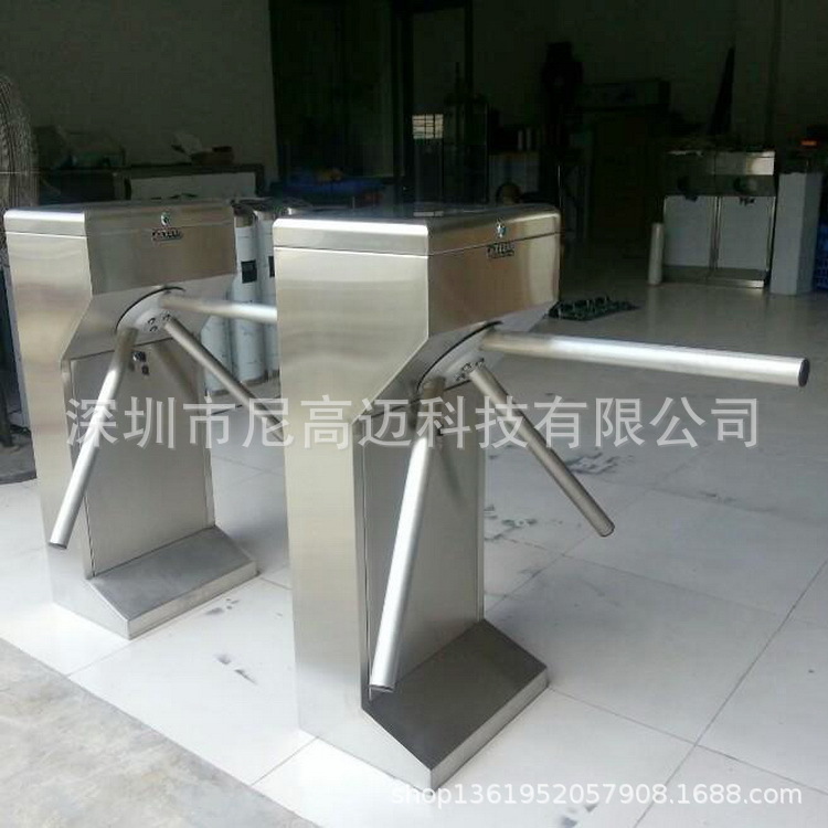 尼高迈新款车站手动三辊闸超市单向通行三辊转闸景区出口门禁转闸