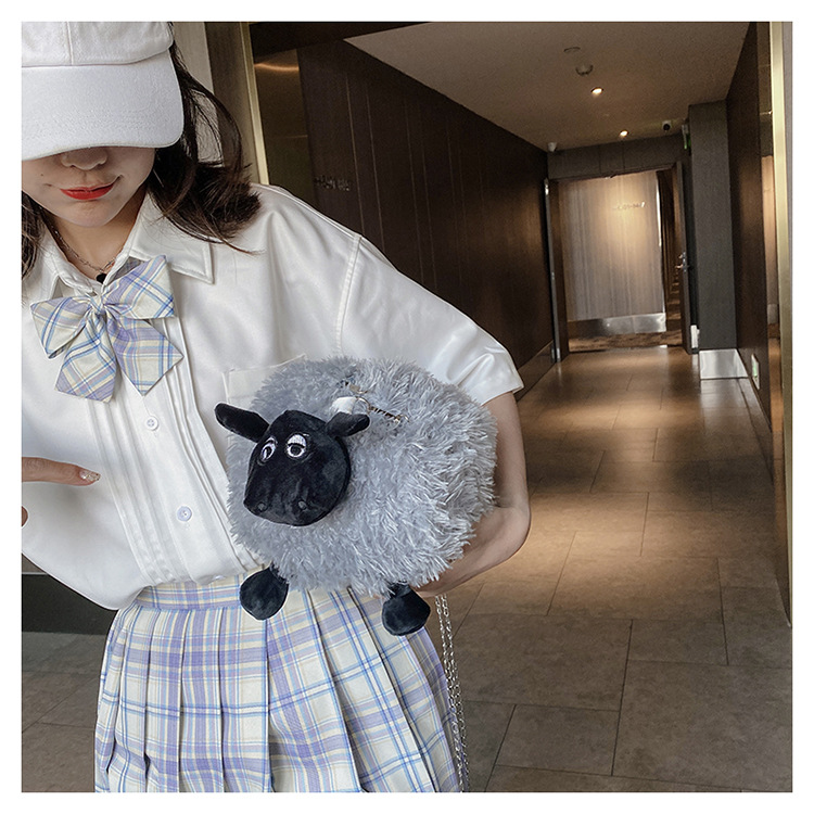 Zipper Closure Type Women's Plush Sheep Cute Cylindrical Zipper Crossbody Bag