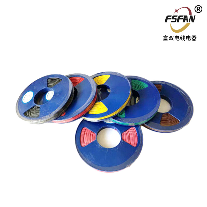 生产各种规格国标纯铜低压线，薄皮电线，马达线，多芯电线电缆