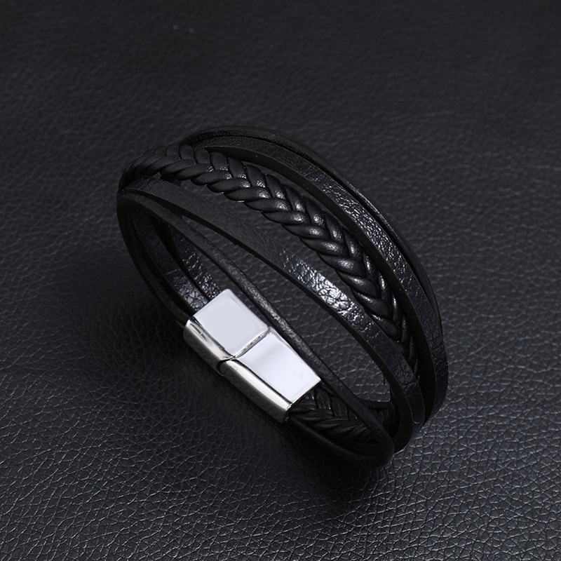 Retro Multilayer Leather  Simple Magnet Buckle  Leather Bracelet display picture 4