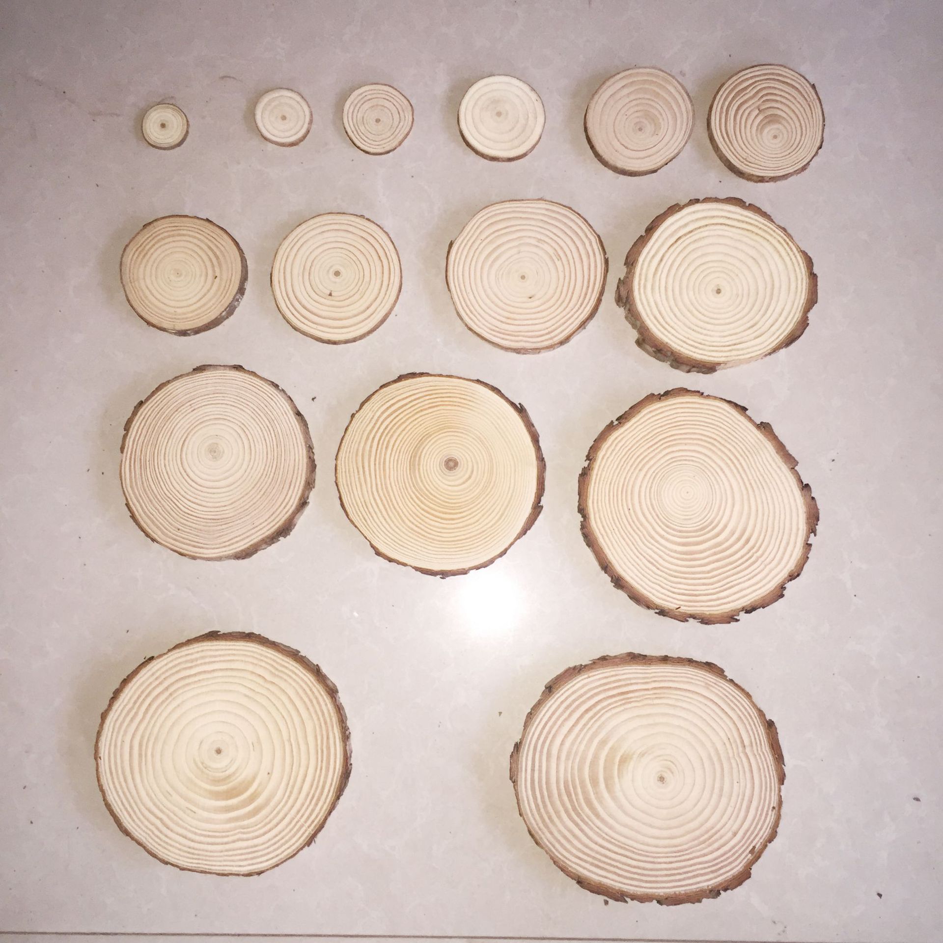 原木片年轮diy木头块装饰背景墙小圆木片手工材料绘画圆木片环创-阿里巴巴