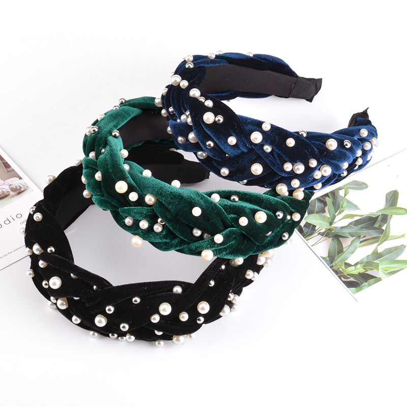 Pearl Twist Braided Fashion Velvet Headband display picture 1