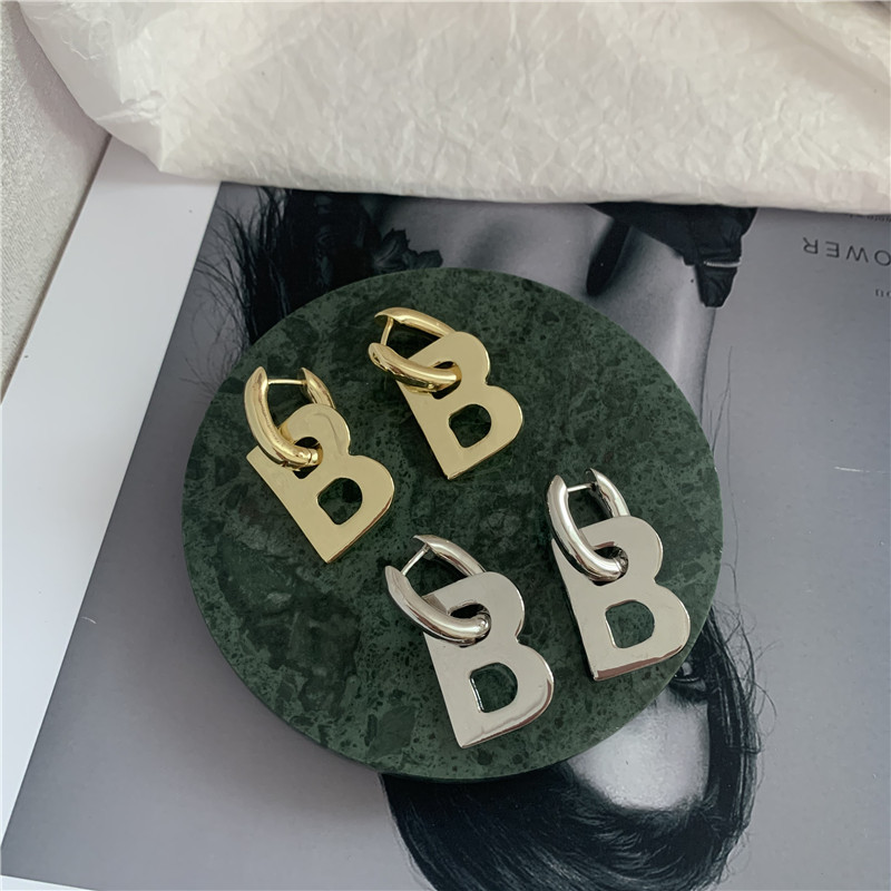 Gold Finish Brass Retro B Letter Pendant Hoop Earrings Wholesale display picture 7