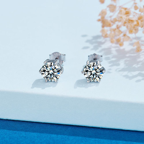 Silver jewelry S925 sterling silver moissanite six-claw zircon earrings Korea versatile diamond earring set decoration manufacturer wholesale