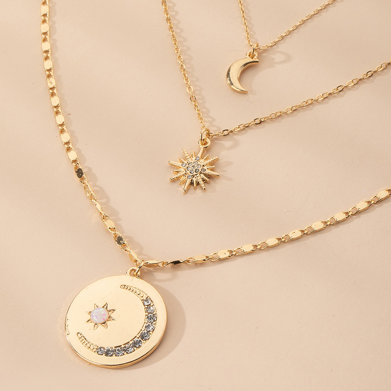 Fashion New Alloy Wild Galaxy Multilayer  Six-pointed Star Trend Pendant Necklace display picture 3