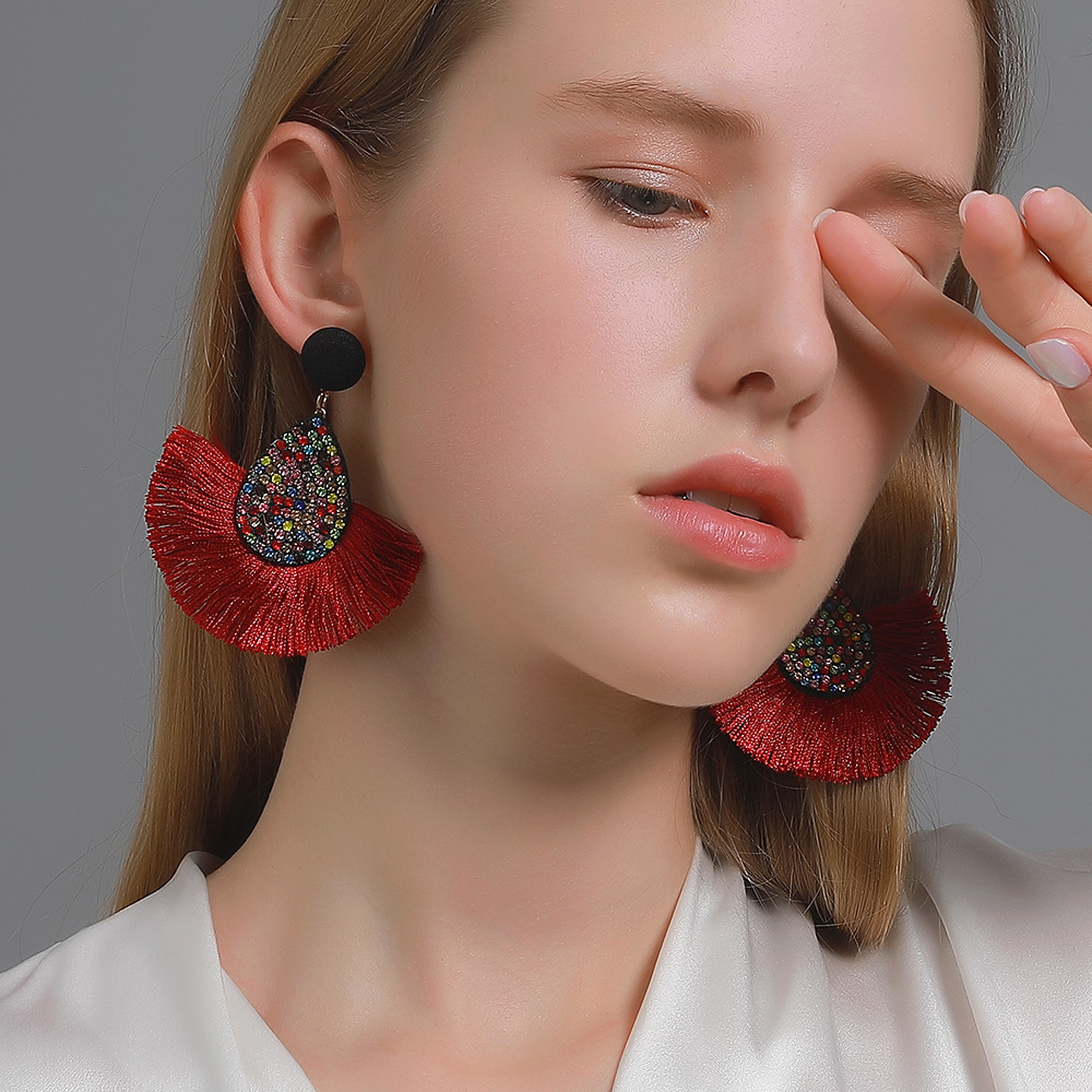 New Retro Exaggerated Colored Diamond Bohemian Creative Fan-shaped Tassel Earrings Wholesale display picture 2