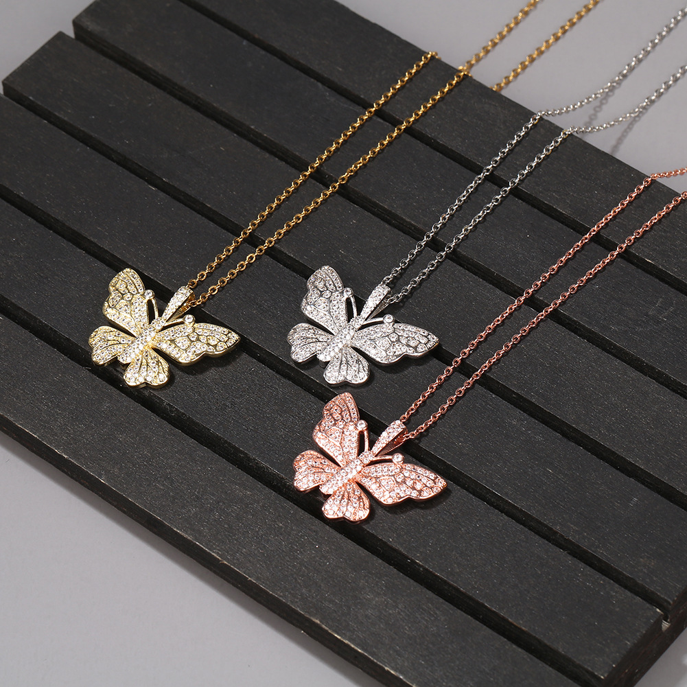 Fashion Butterfly Copper Inlaid Zircon Necklace Wholesale display picture 2