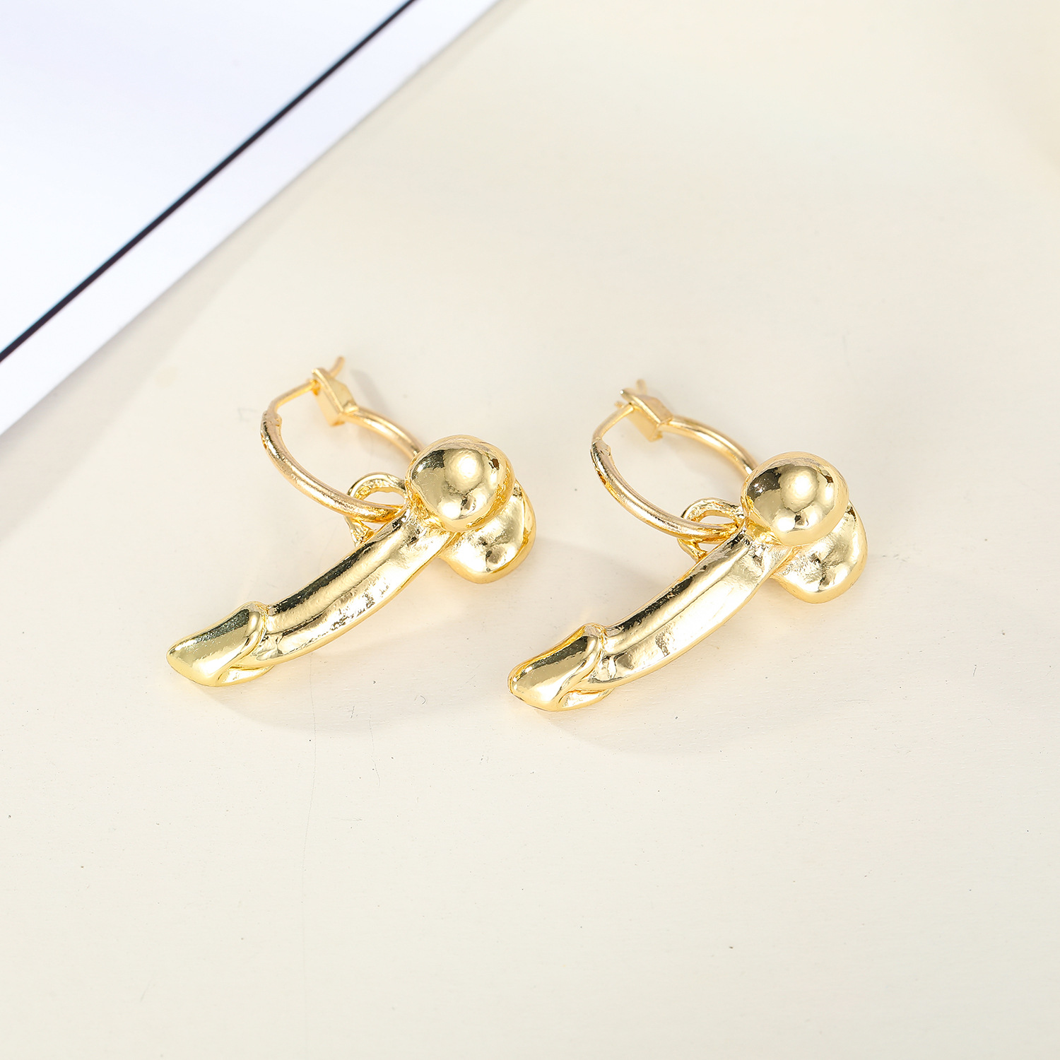 Fashion Jewelry Organ Earring Creative Pendant Ear Ring Metal Wind Punk Earrings Wholesale Nihaojewelry display picture 3