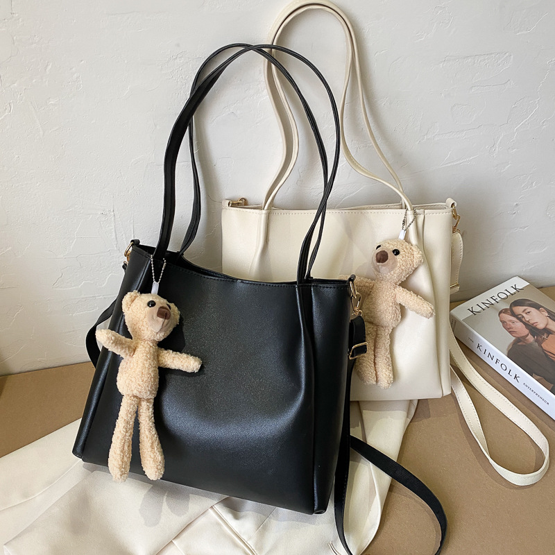2020 new pattern PU Female bag fashion literature Simplicity Korean Edition Big bag High-capacity One shoulder Female bag Little Bear