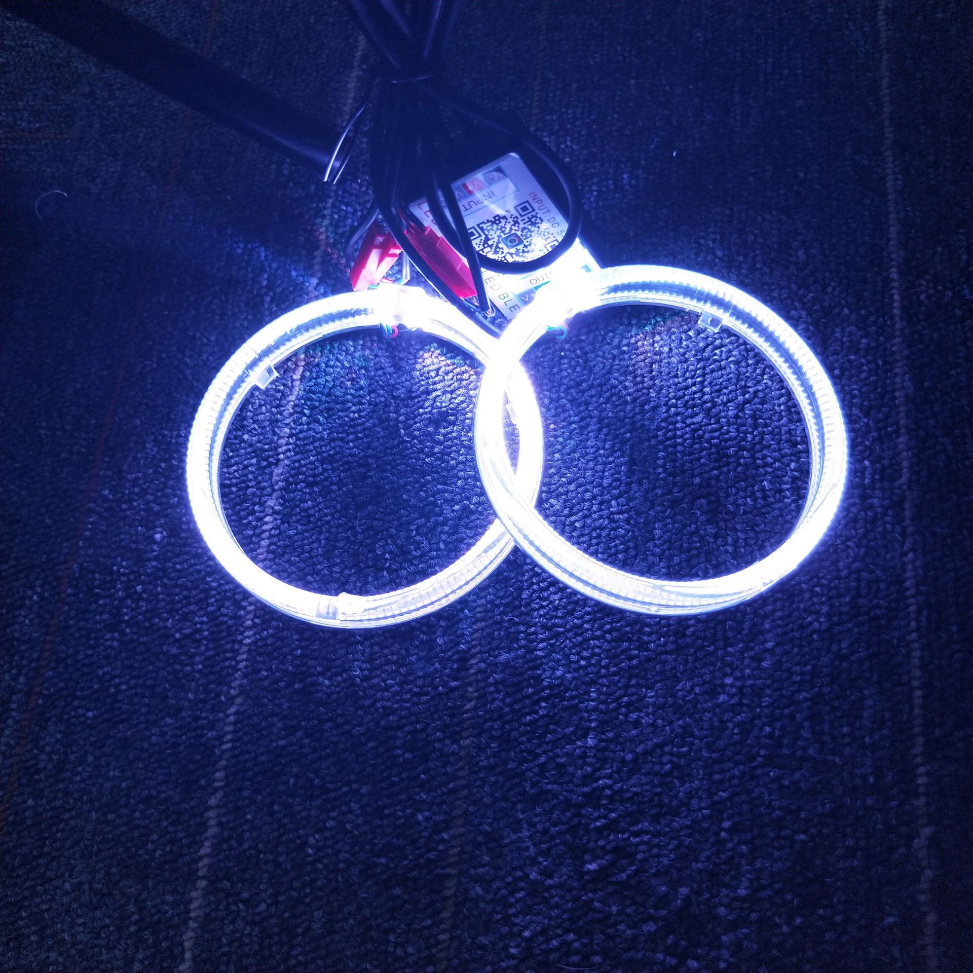 APP控制七彩变色RGB天使眼led车灯天使眼导光圈汽车大灯改装-阿里巴巴