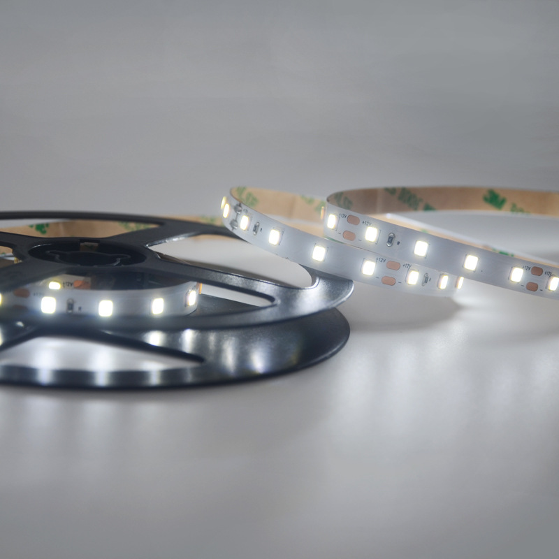 UL认证LED灯条高光效160LM/W大芯片2835120灯/米低压12V高显Ra90