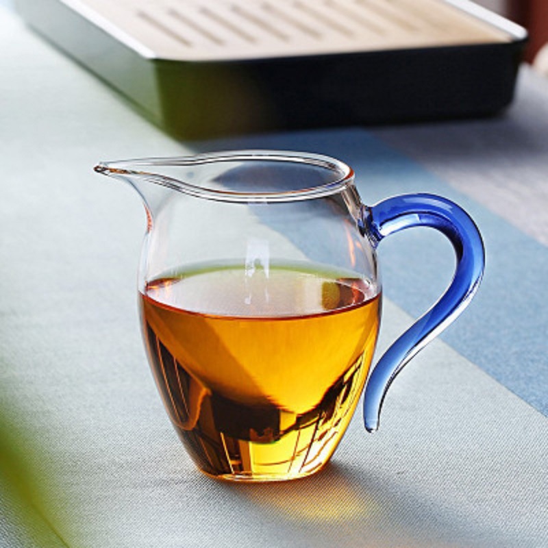 Fábrica al por mayor de vidrio borosilicato taza justa engrosada transparente té mar grande dispensador de té taza justa Kung Fu juego de té