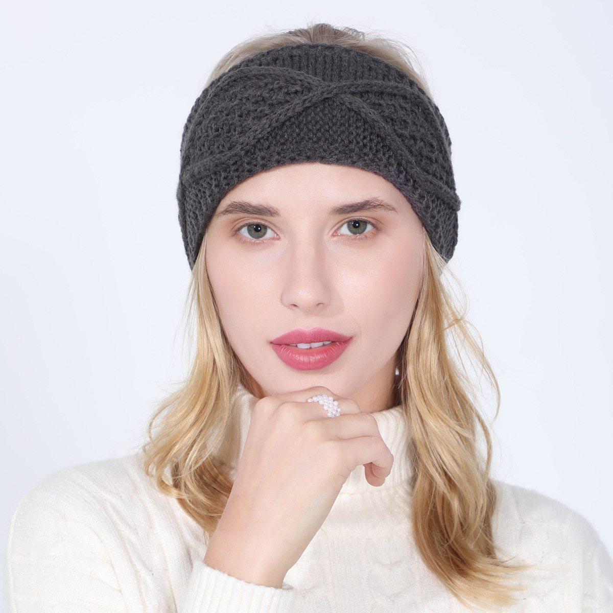New Autumn and Winter Women's Knitted Face Wash Headcover with Woolen Hairband Aran Diamond High ponytail Hat_voghion.com