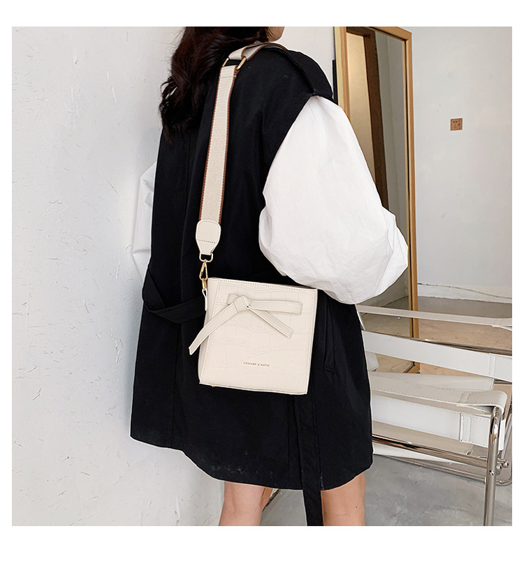 Hot Selling Fashion Stone Pattern Shoulder Bag Messenger Bag Wholesale display picture 6