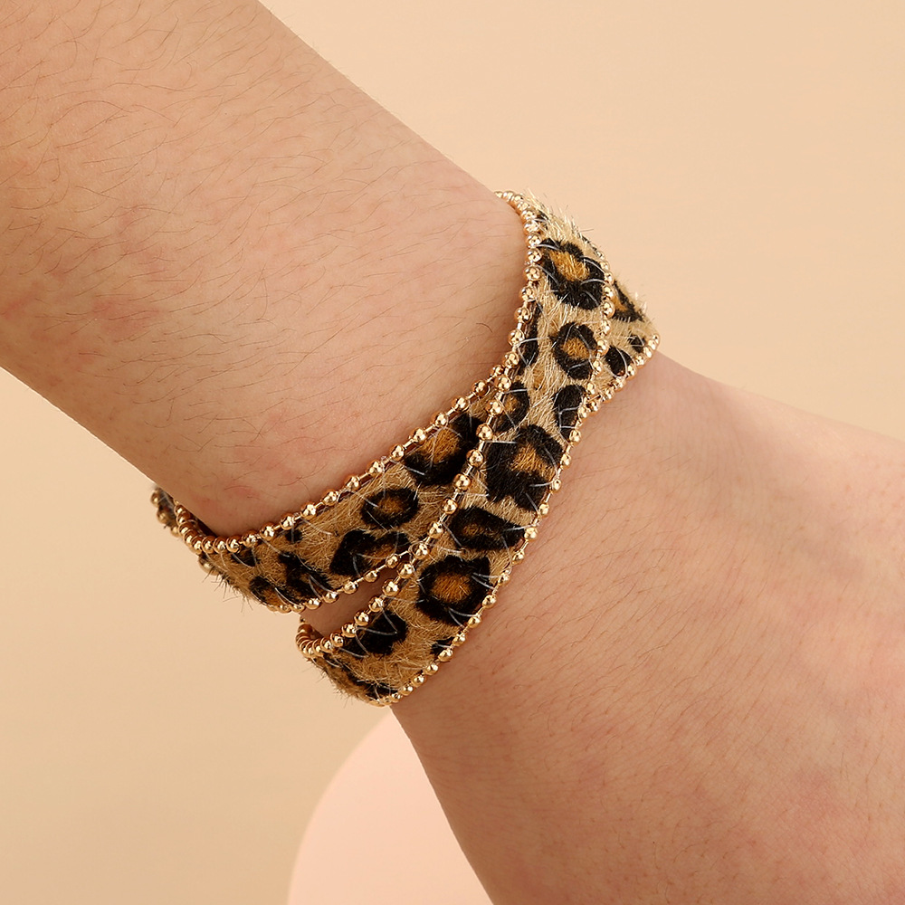 Leopard Print Plush Fashion Bracelet display picture 2