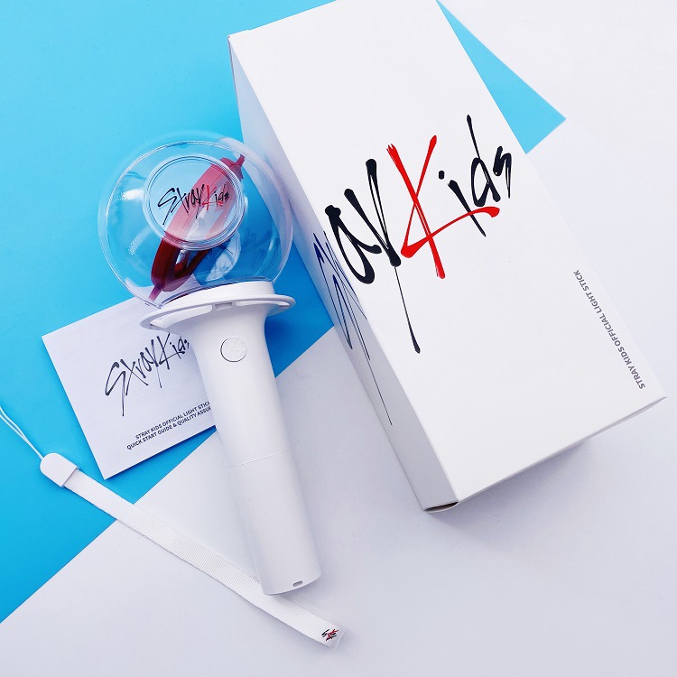 Stray Kids Official With The Same Fluorescent Stick Light Stick Should Help The Concert Hand Lamp Should Help The Lights Around The Same Paragraph