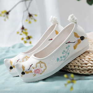 Chinese hanfu embroidered shoes ancient Han women shoes with increased lace up and warped head women single shoes Bow Shoes Women shoes