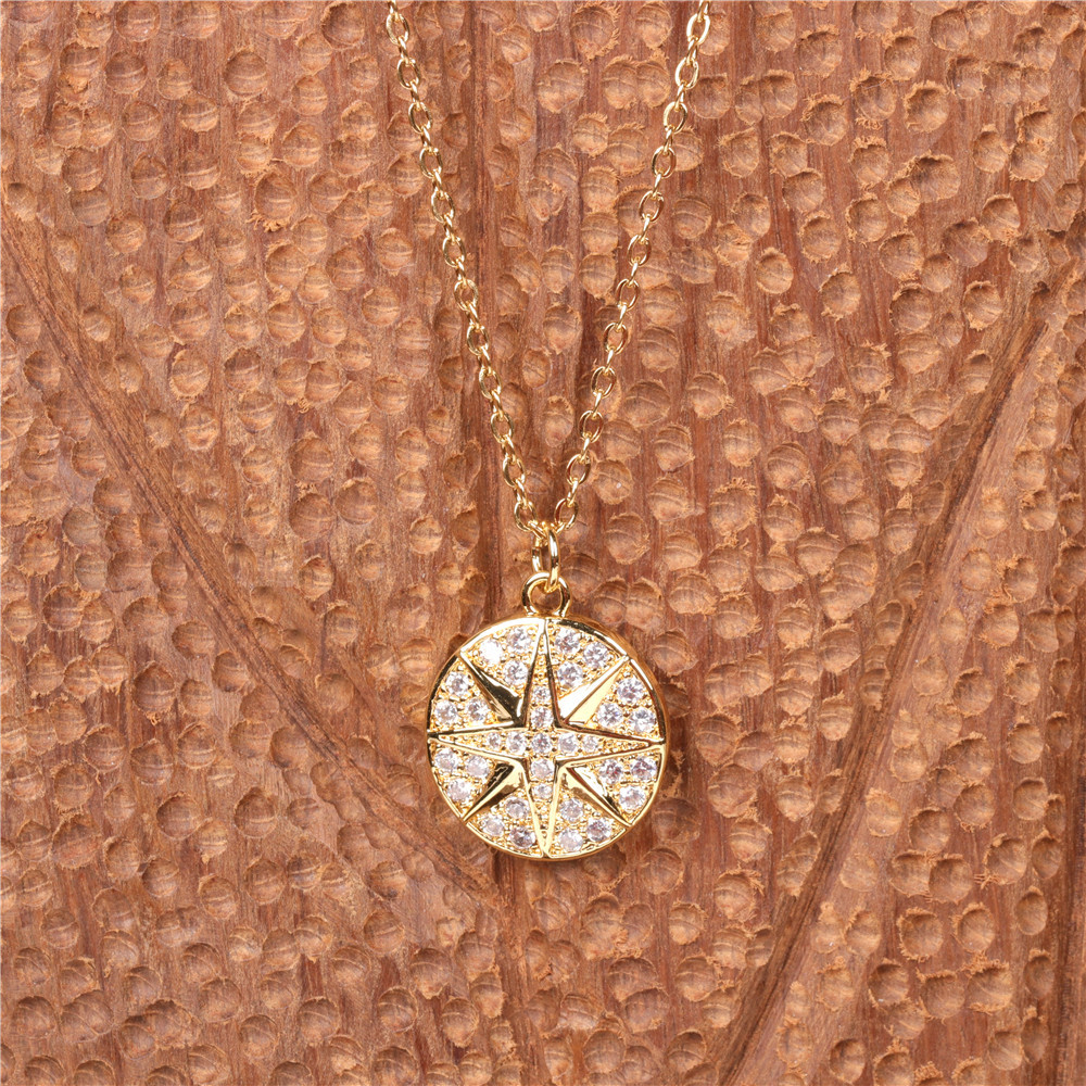 New Round Coin Diamond Pendant Creative Compass Necklace display picture 4