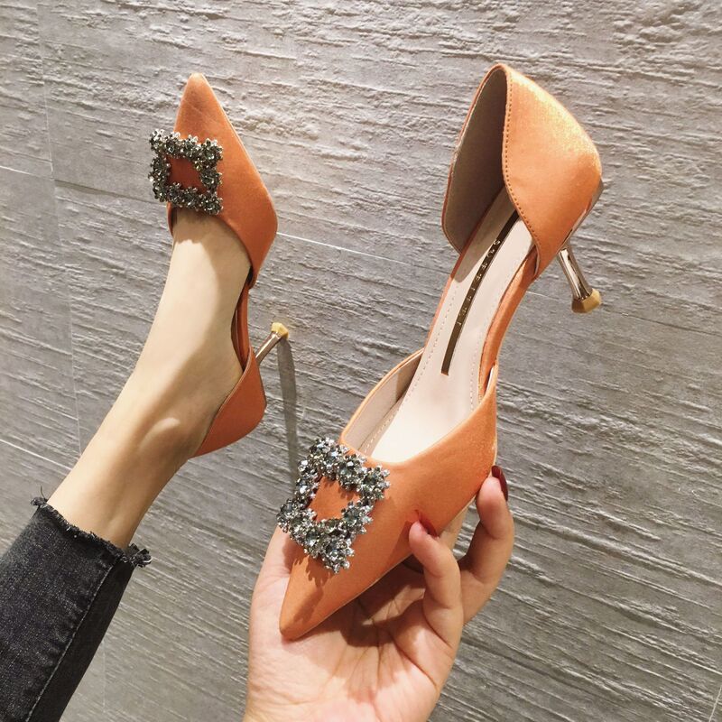 860-16 Pointed Shallow Stiletto Heel Rhinestone Shoes Women's Hollow Side Empty 2020 Spring and Autumn New Fashion High-heeled Shoes